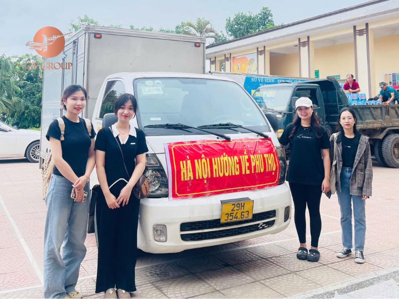 Chuyến xe cứu trợ người dân miền Bắc sau bão số 3